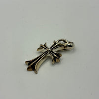 CHROME HEARTS SMALL CROSS PENDANT