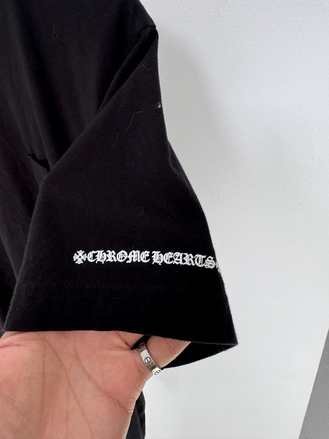 CHROME HEARTS NECK LOGO POCKET TEE