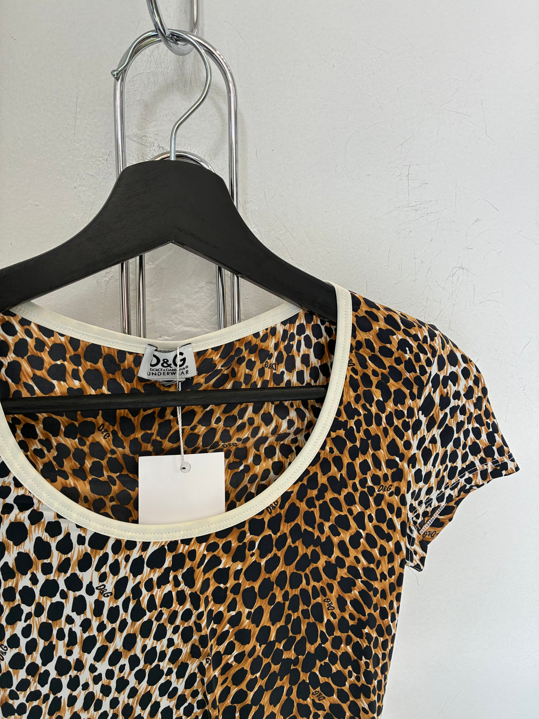 VINTAGE DOLCE & GABBANA LEOPARD PRINT S/S TOP