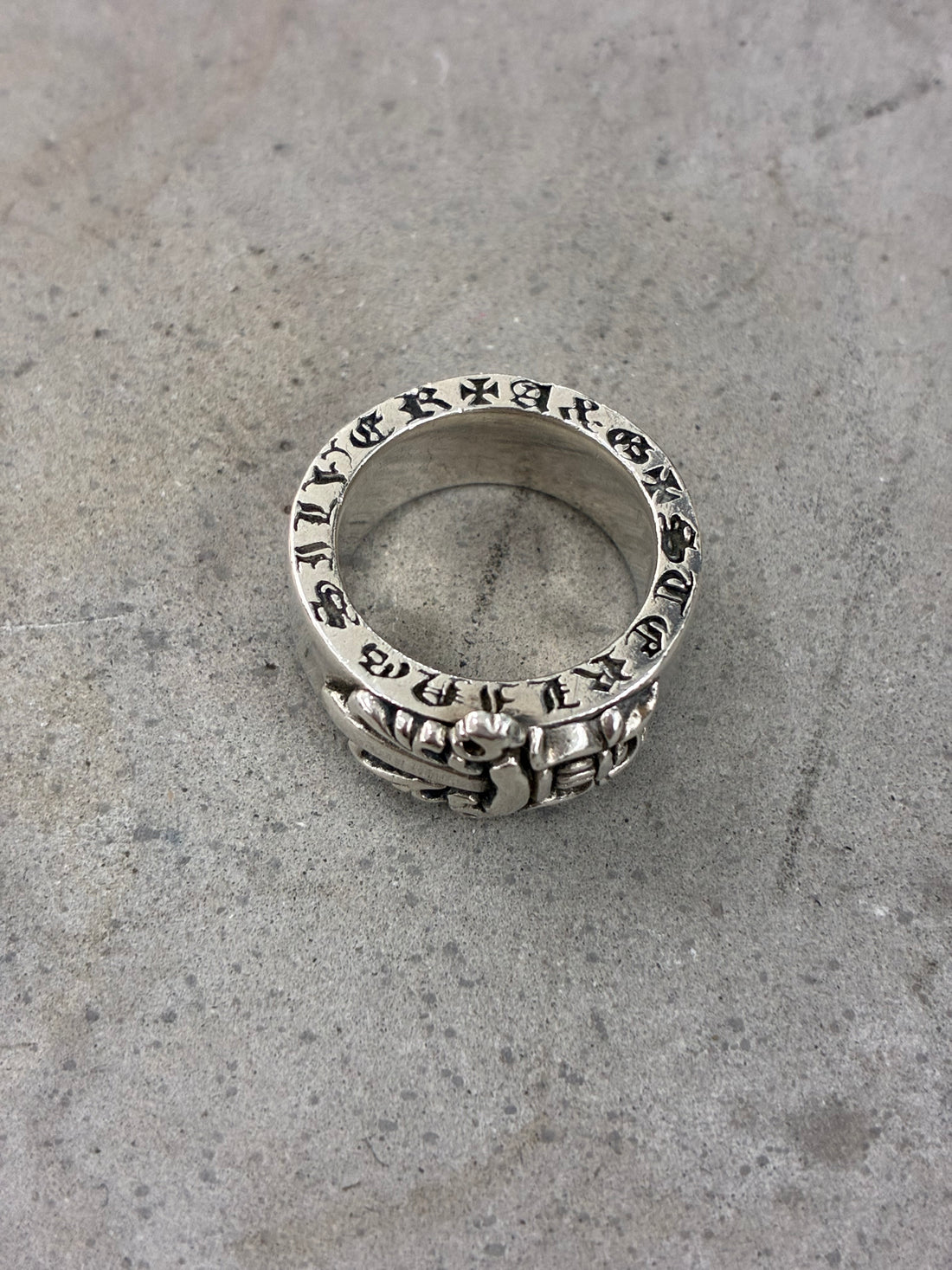 A&G ROCK 90S VINTAGE DAGGER RING