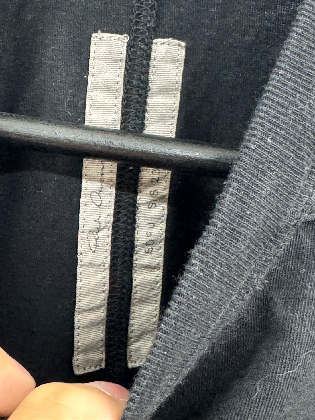 RICK OWENS BLACK LEVEL SHIRT