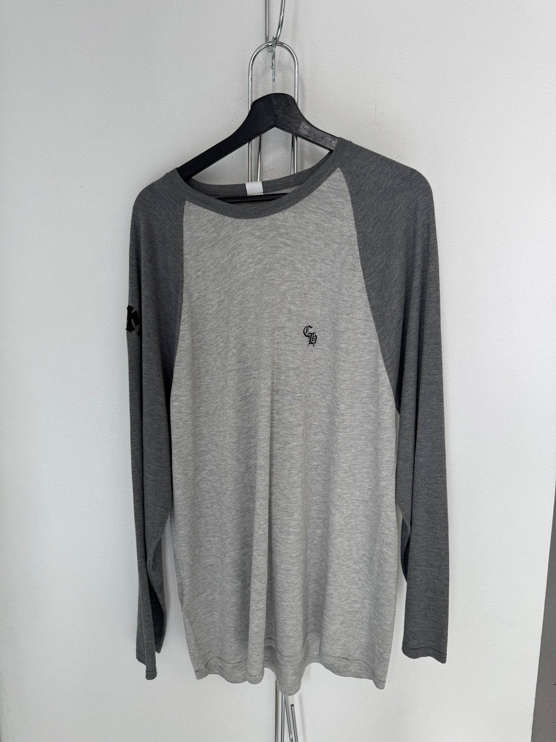 CHROME HEARTS CROSS PATCH RAGLAN