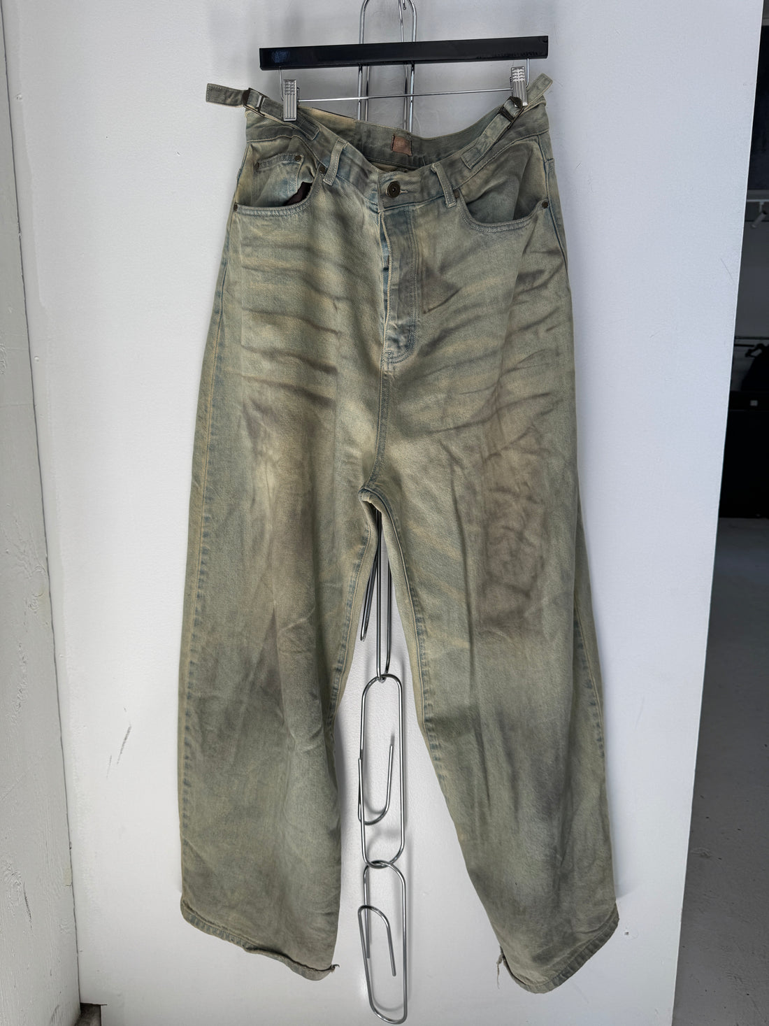 ETELIER GALLERY MUD WASH JEANS