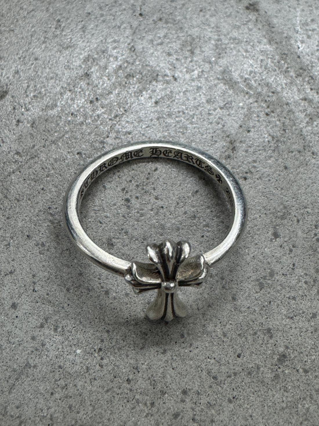 CHROME HEARTS CROSS BUBBLE GUM RING