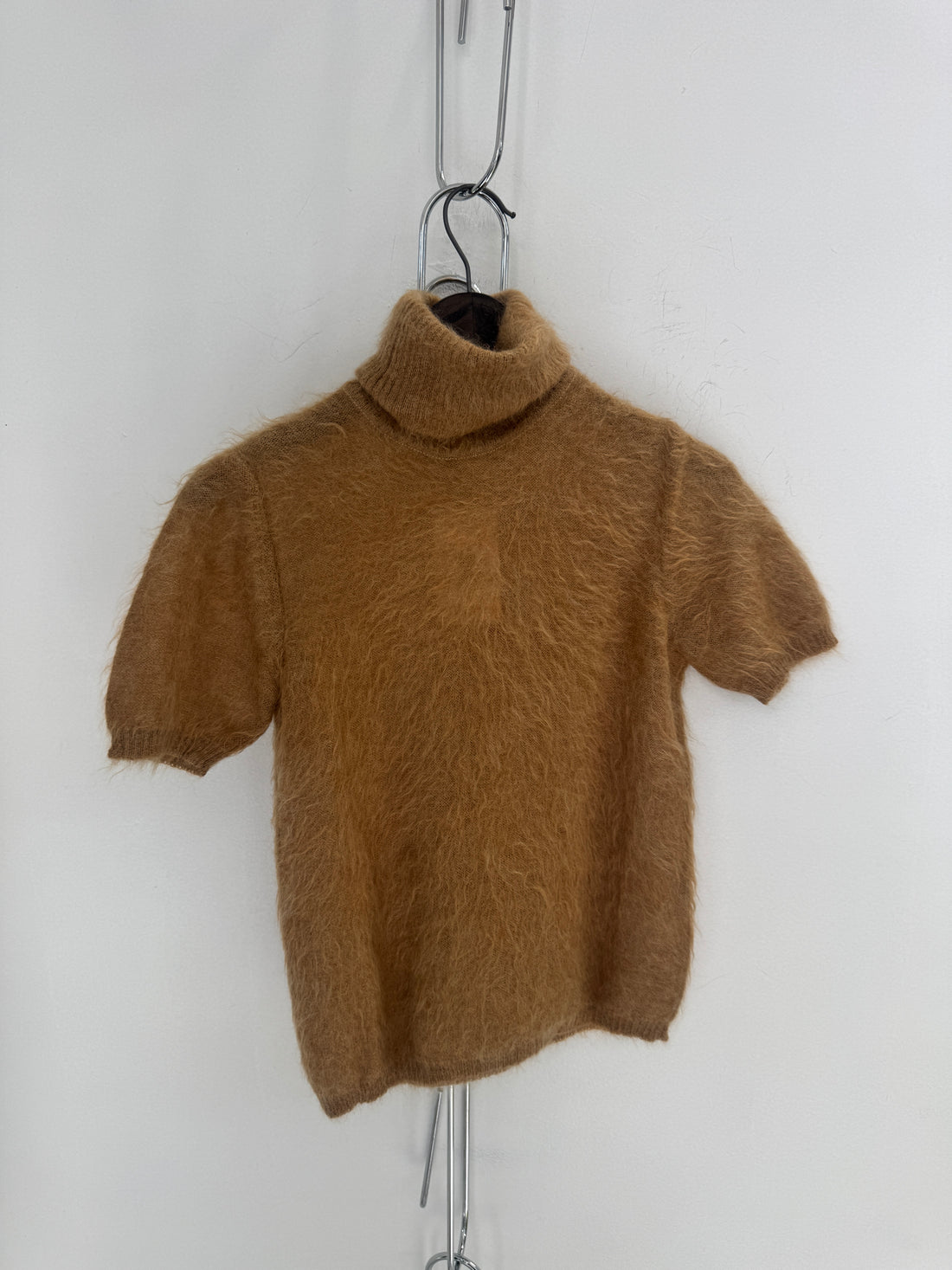90S CELINE BEIGE MOHAIR BRUSHED TURTLE NECK
