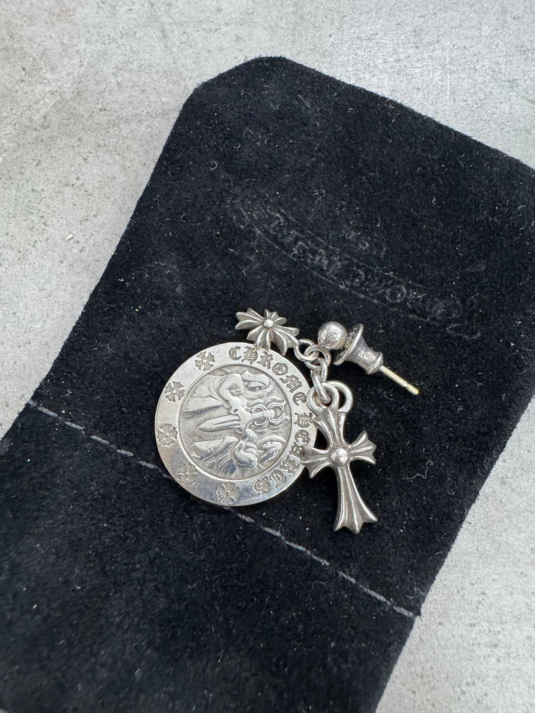 CHROME HEARTS TRIPLE CHARM EARRING