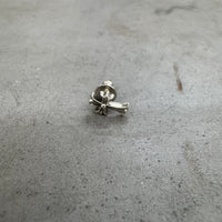 CHROME HEARTS CROSS STUD EARRING