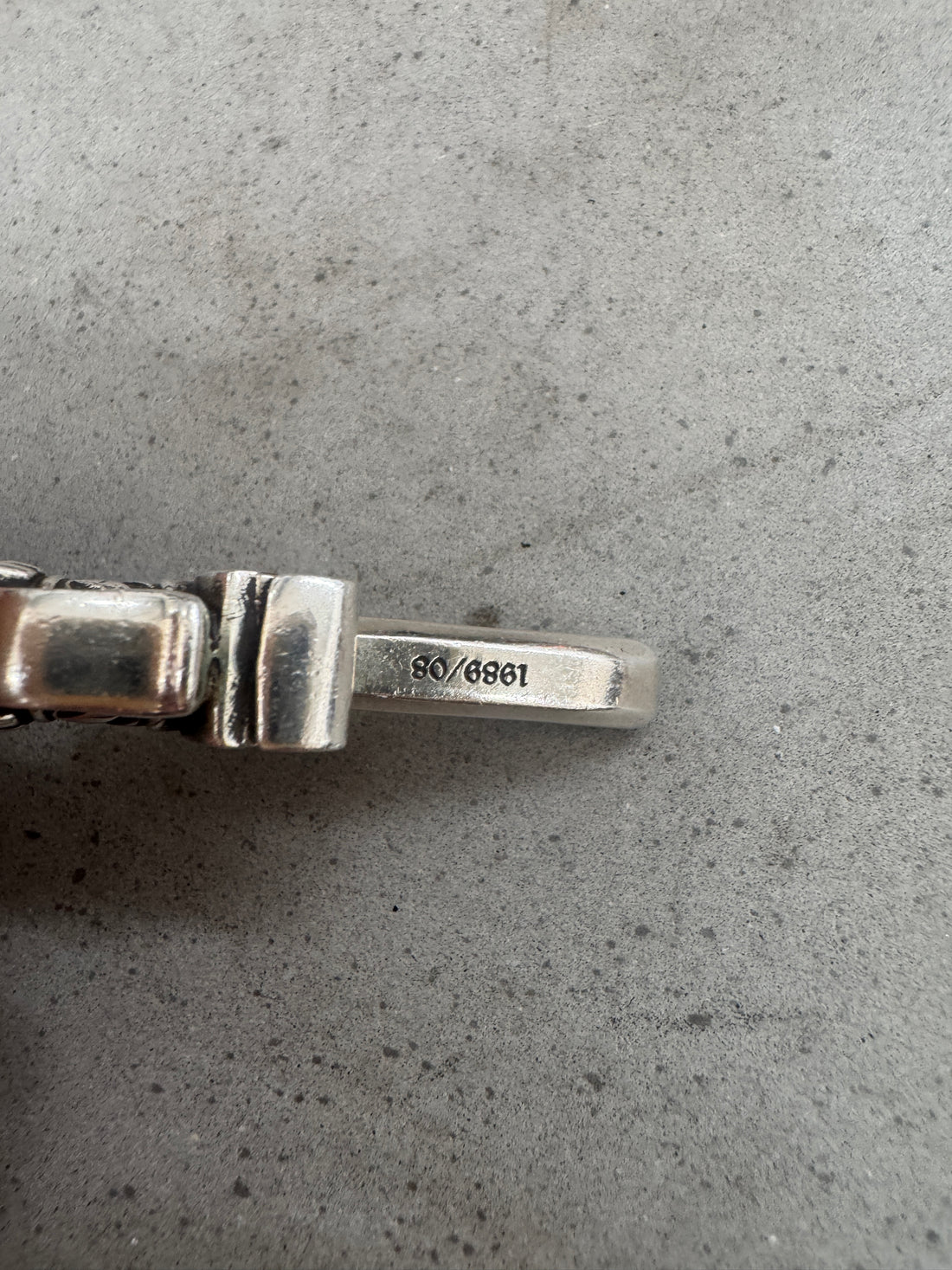 CHROME HEARTS DOUBLE DAGGER PENDANT