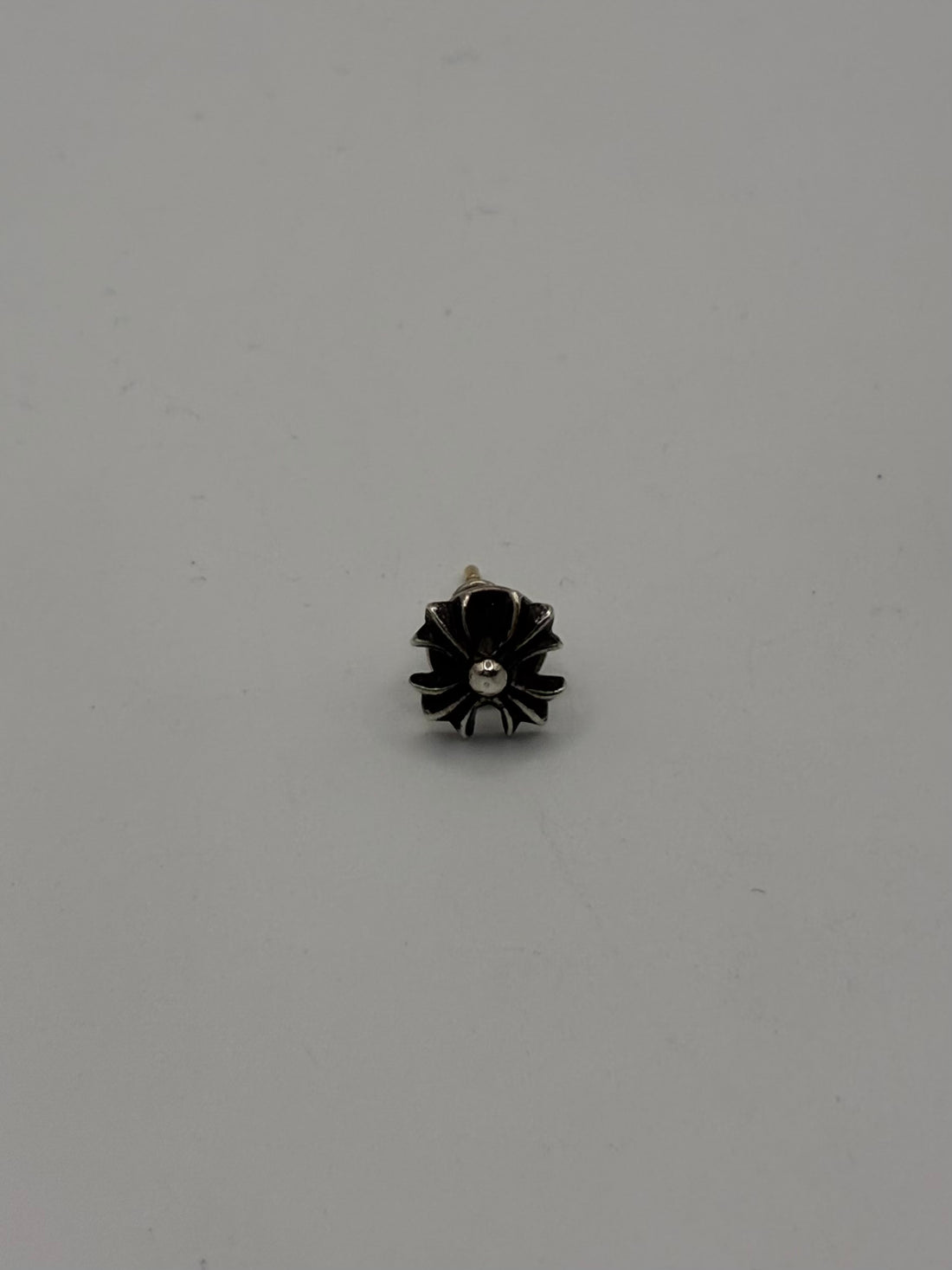 CHROME HEARTS SMALL PLUS EARRING