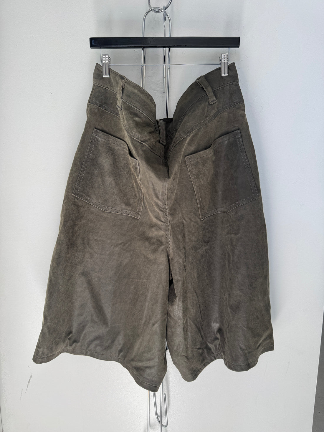 UNDS LEATHER SUEDE SHORTS