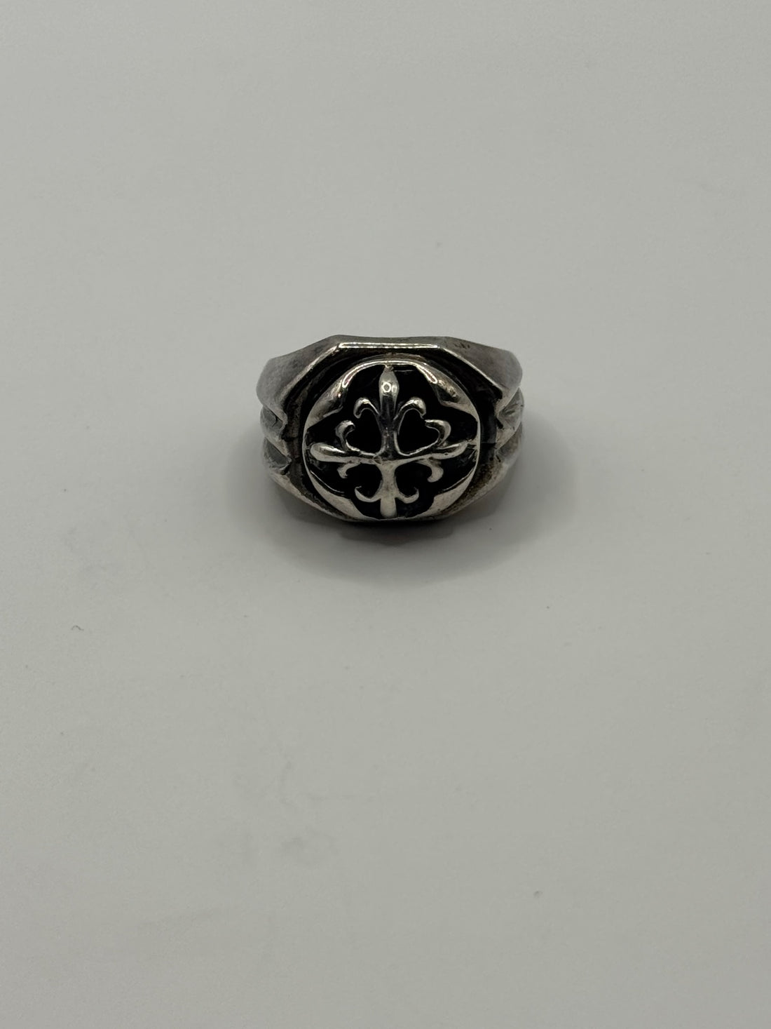 A&G ROCK EARLY DESIGN FLEUR DE LIS