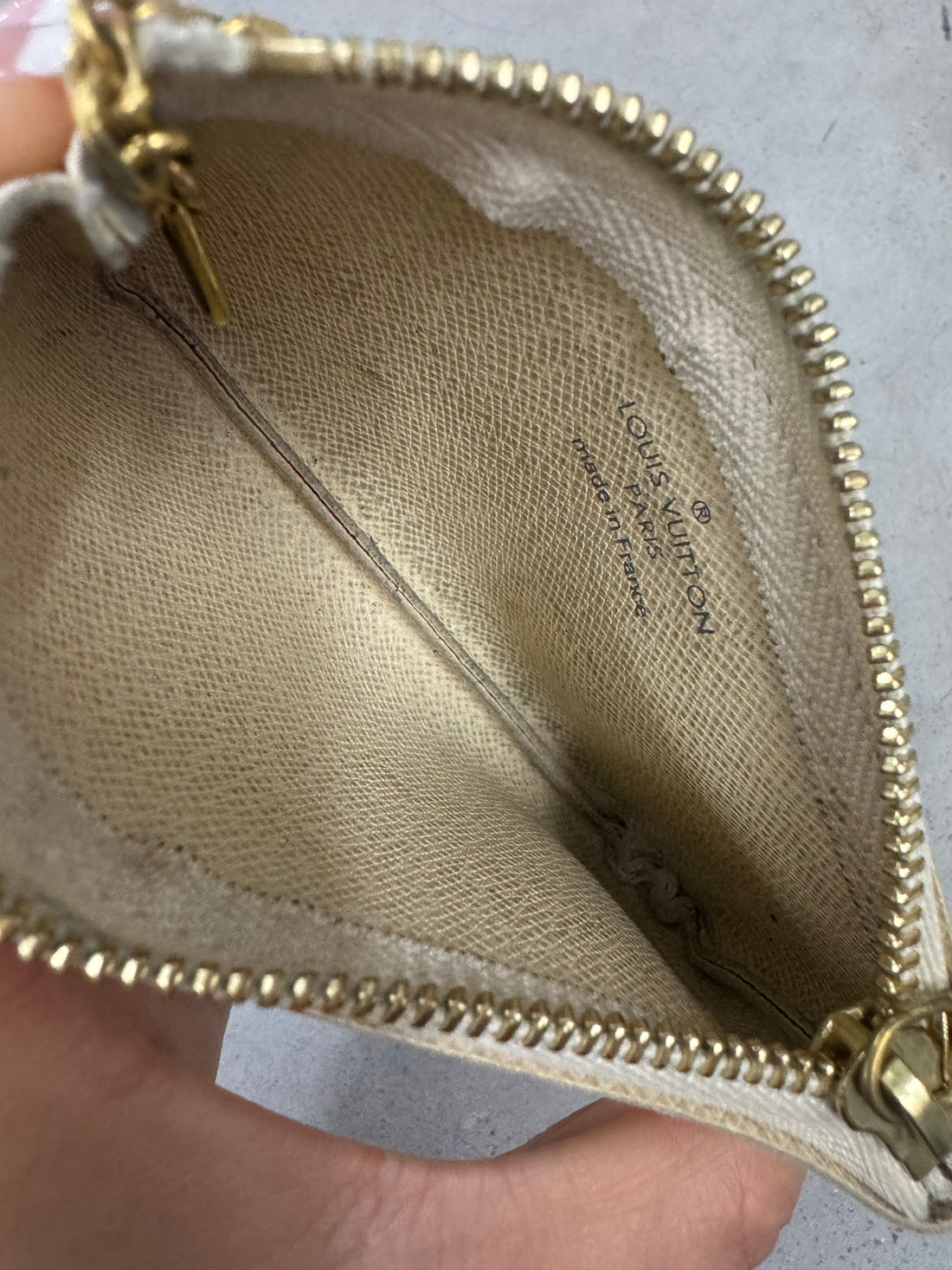 LOUIS VUITTON DAMIER AZUR KEY POUCH