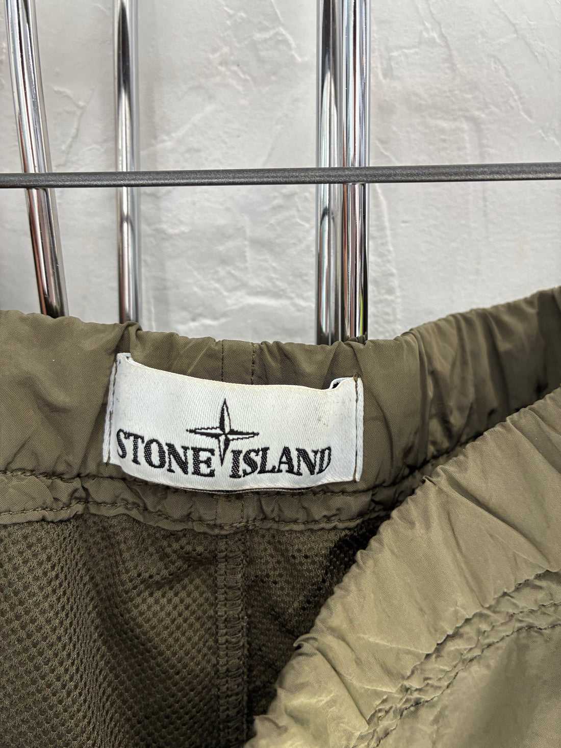 STONE ISLAND OLIVE PANTS