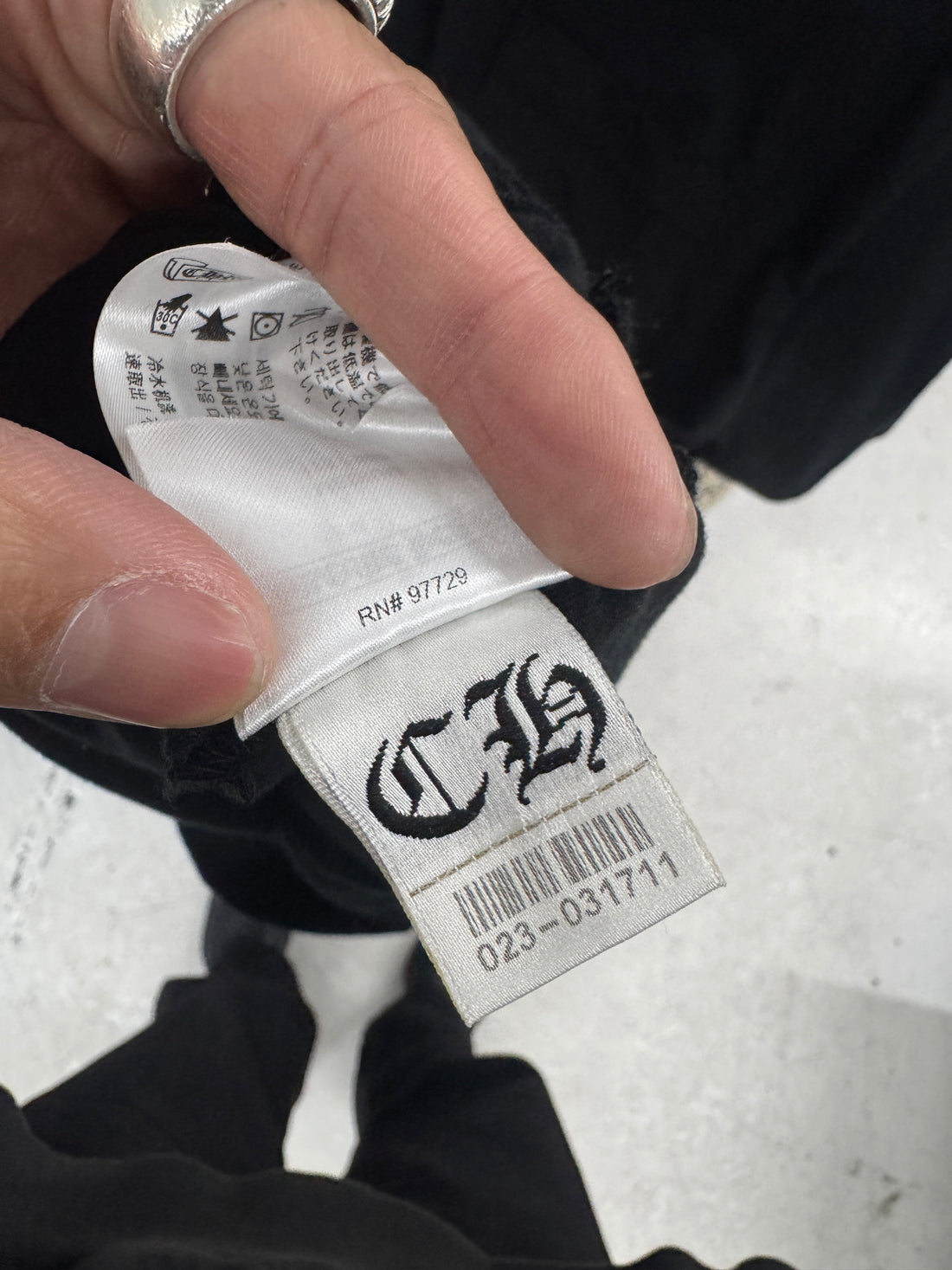 CHROME HEARTS NECK LOGO POCKET TEE