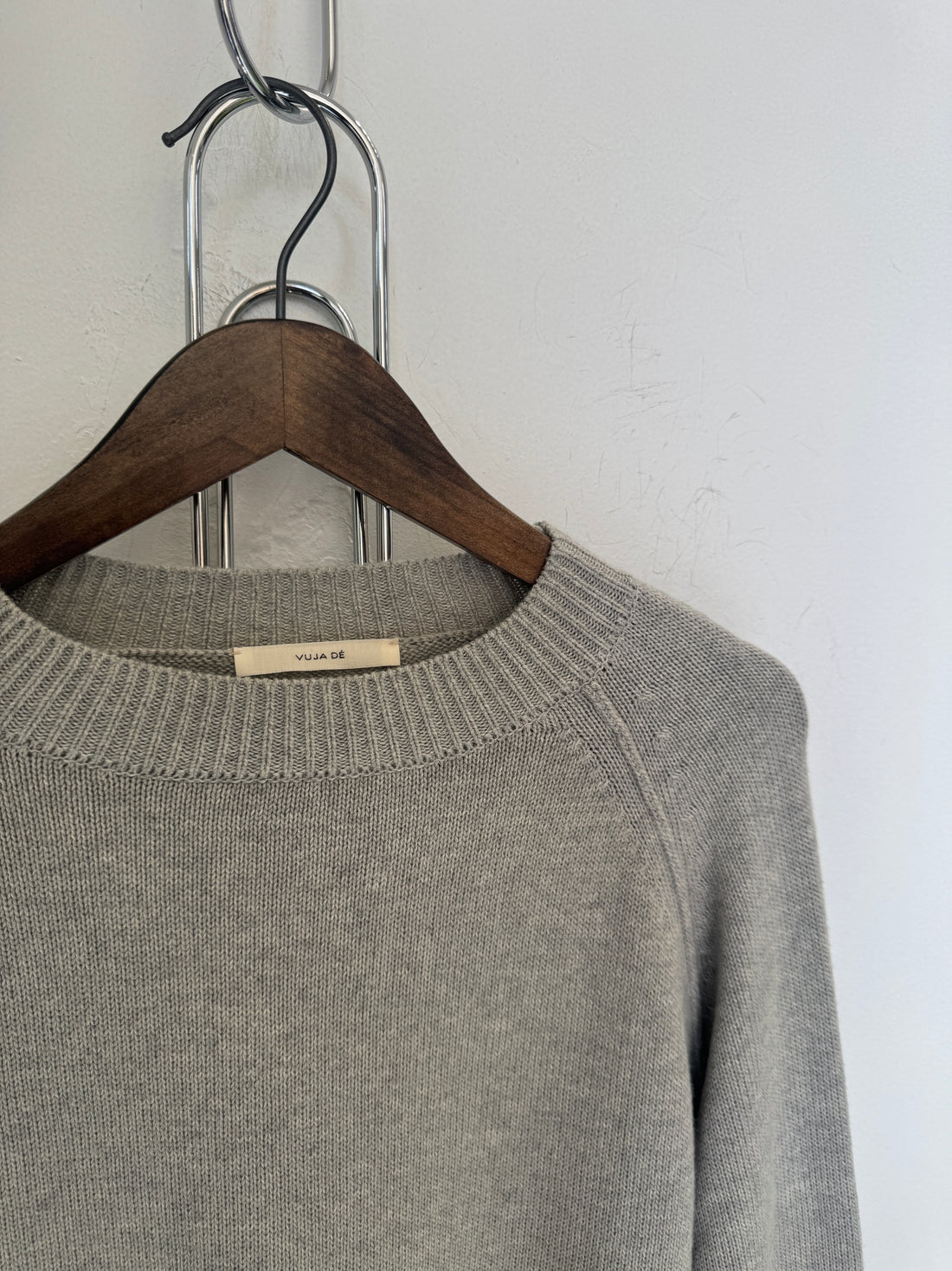 VUJA DE CASHMERE MIX SWEATER