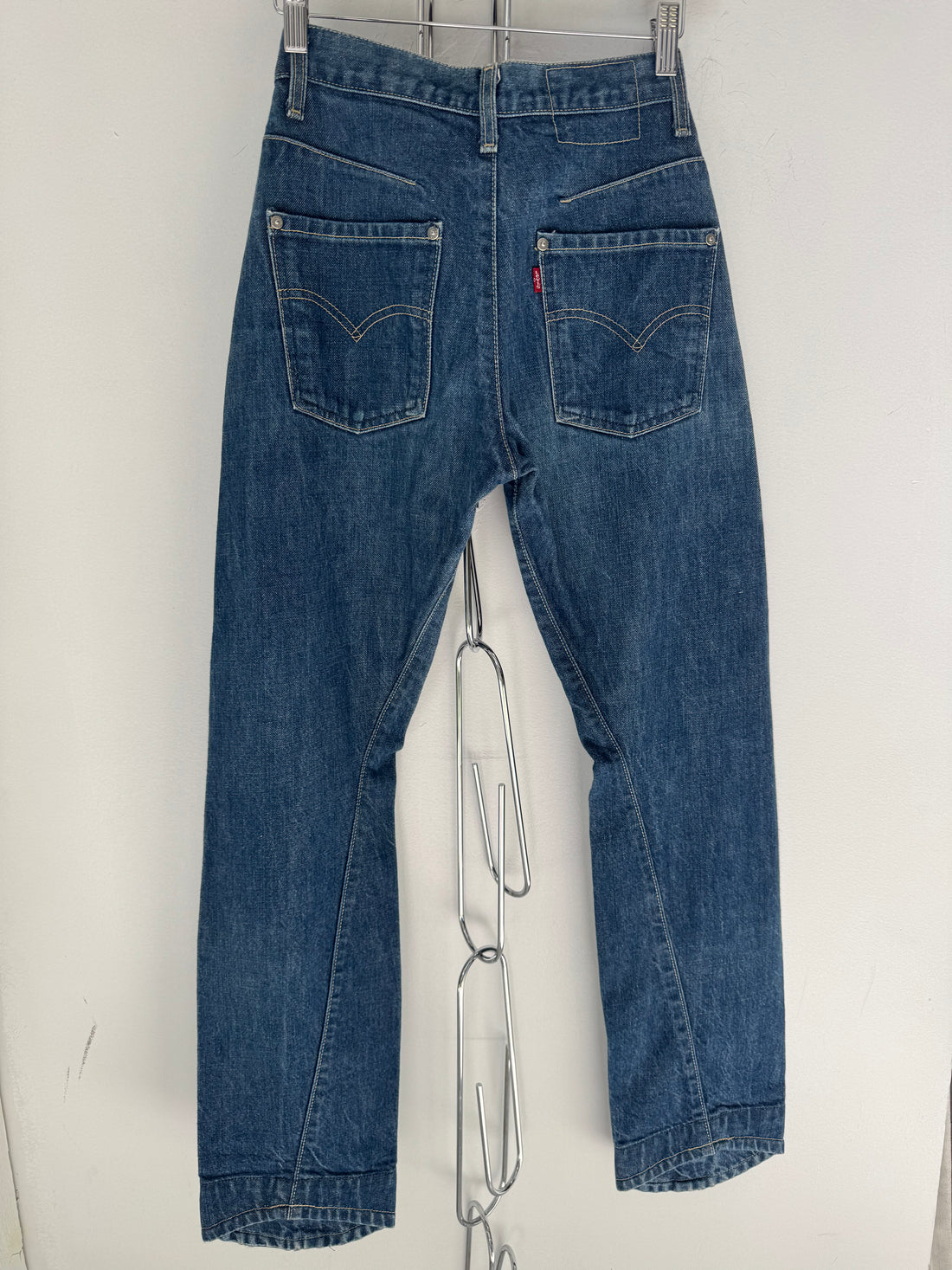 LEVI’S ENGINEERED DOUBLE POCKET JEANS SIZE 26