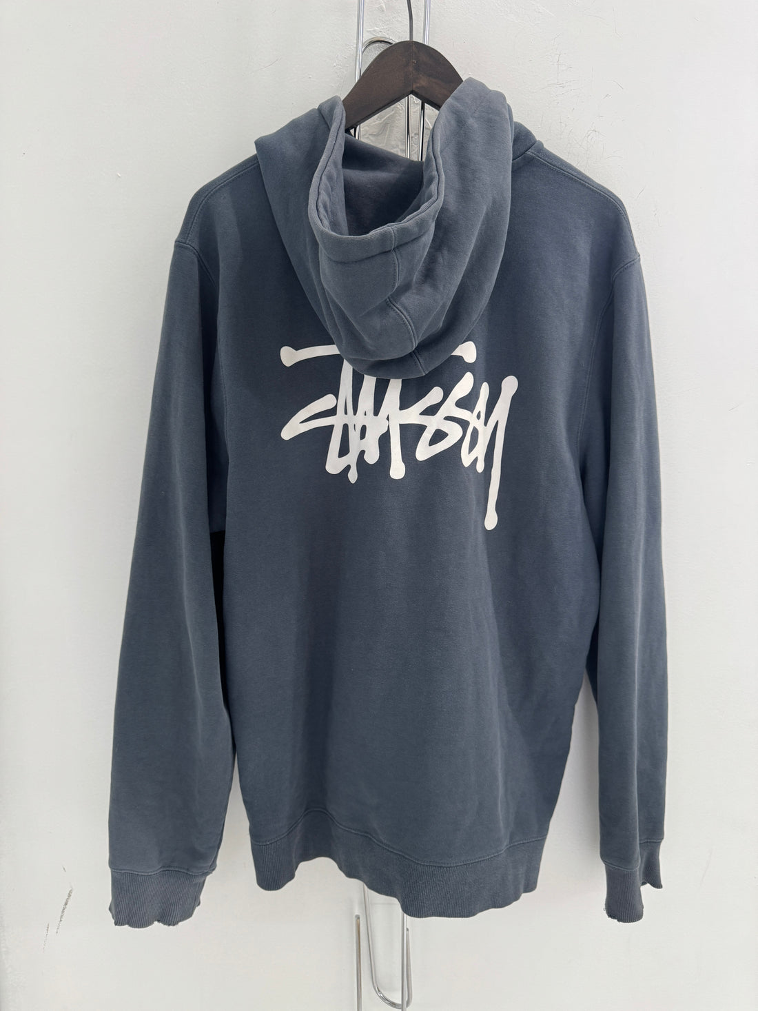 STUSSY NAVY LOGO ZIP UP HOODIE