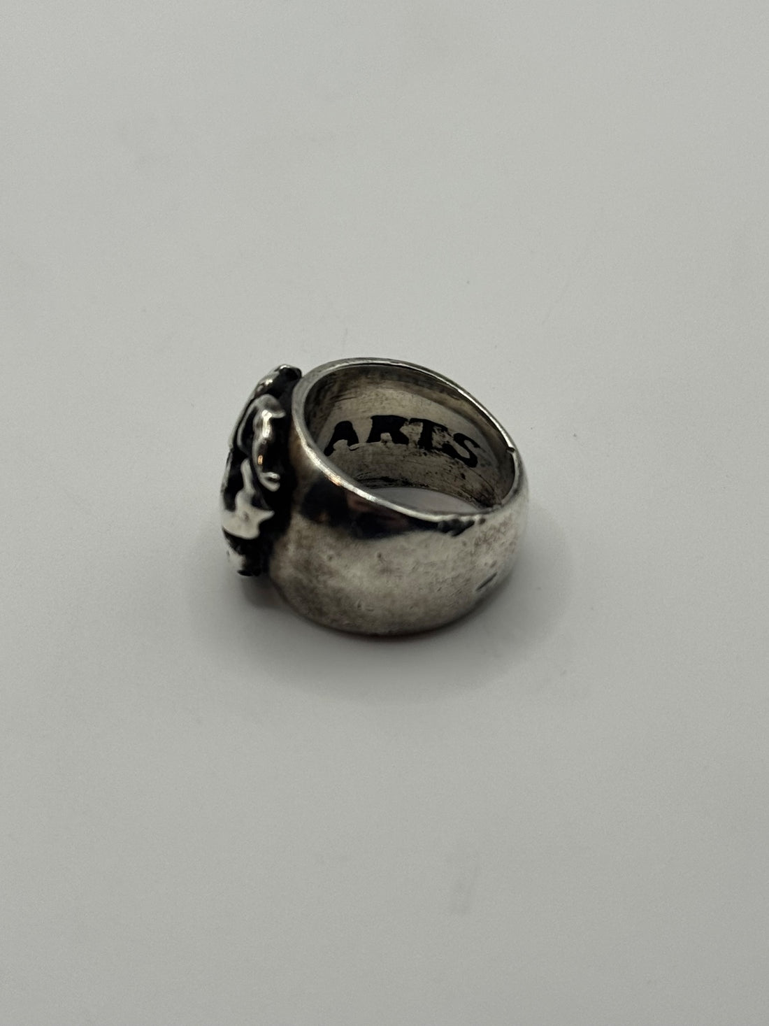 CELTIC ARTS 90S FLOWER RUBY RING