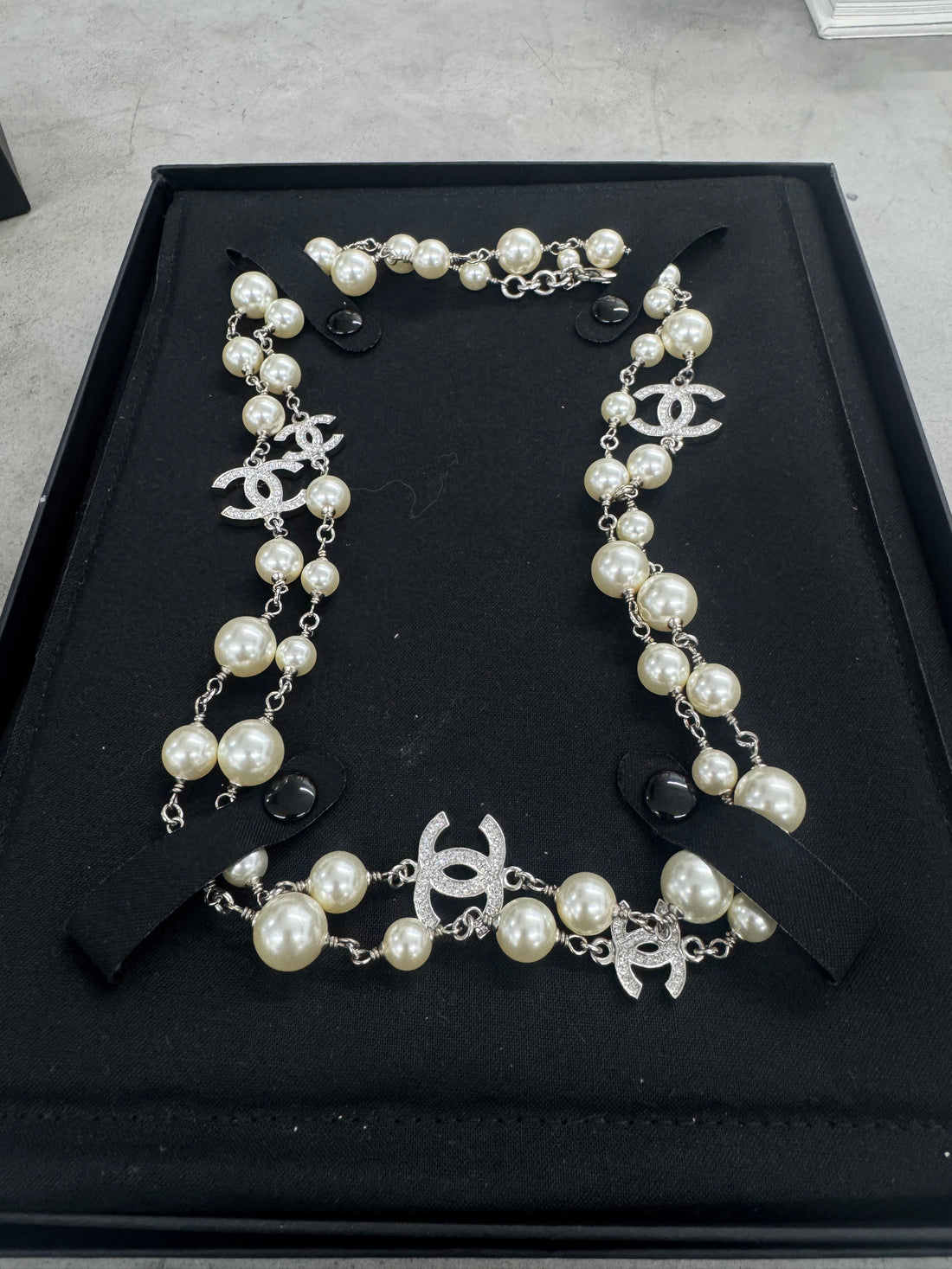 CHANEL LONG PEARL NECKLACE