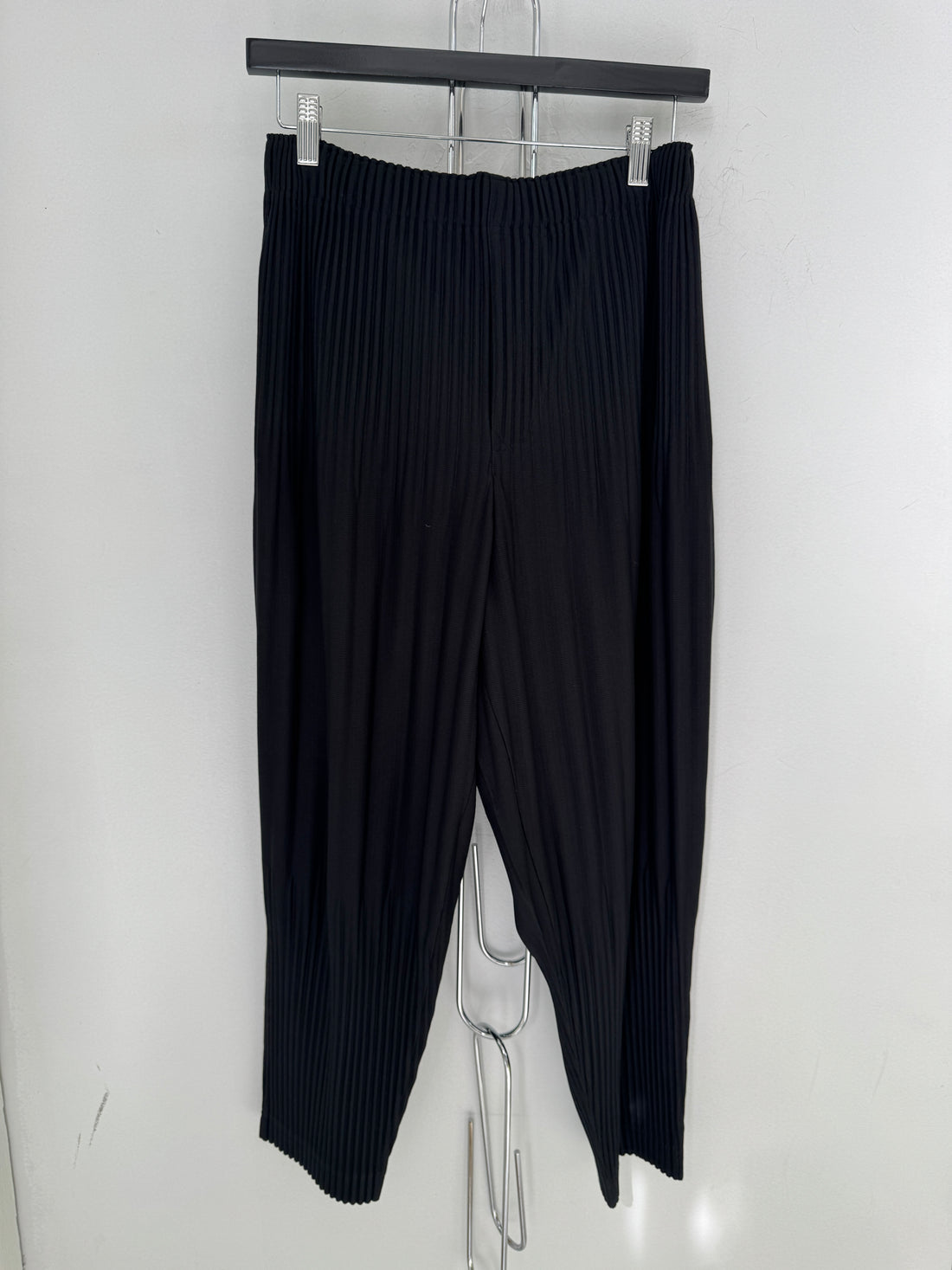 ISSEY MIYAKE HOMME PLISSE PLEATED BALLOON PANTS