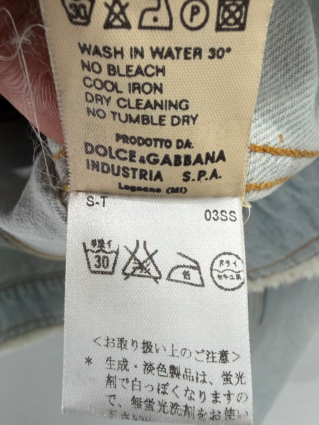 VINTAGE DOLCE&GABBANA FRAYED LIGHT WASH DENIM JACKET