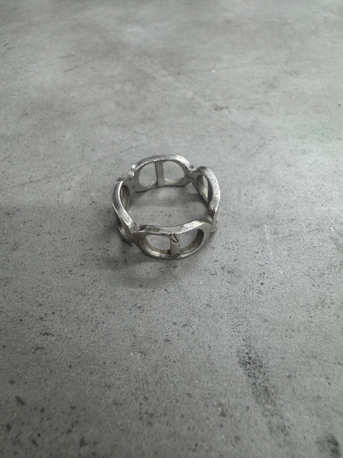 CHRISTIAN DIOR CD RING