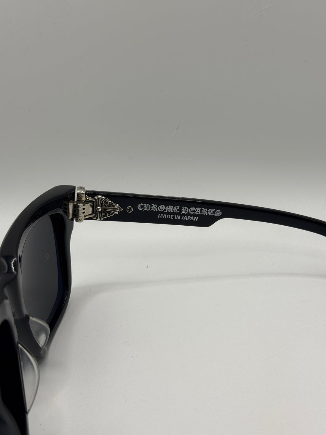 CHROME HEARTS BOX OFFICER GLASSES