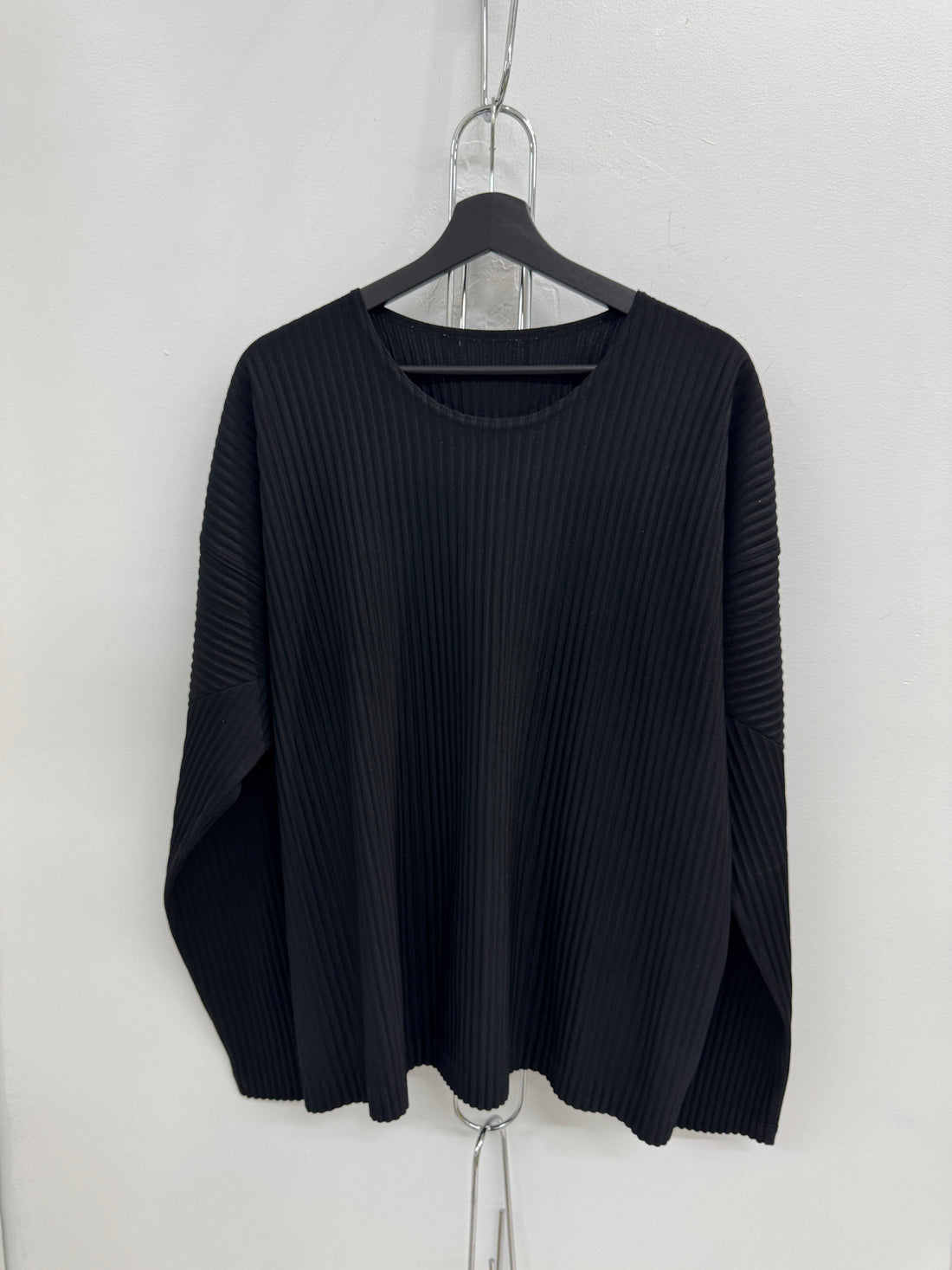ISSEY MIYAKE PLEATED LONG SLEEVE SHIRT