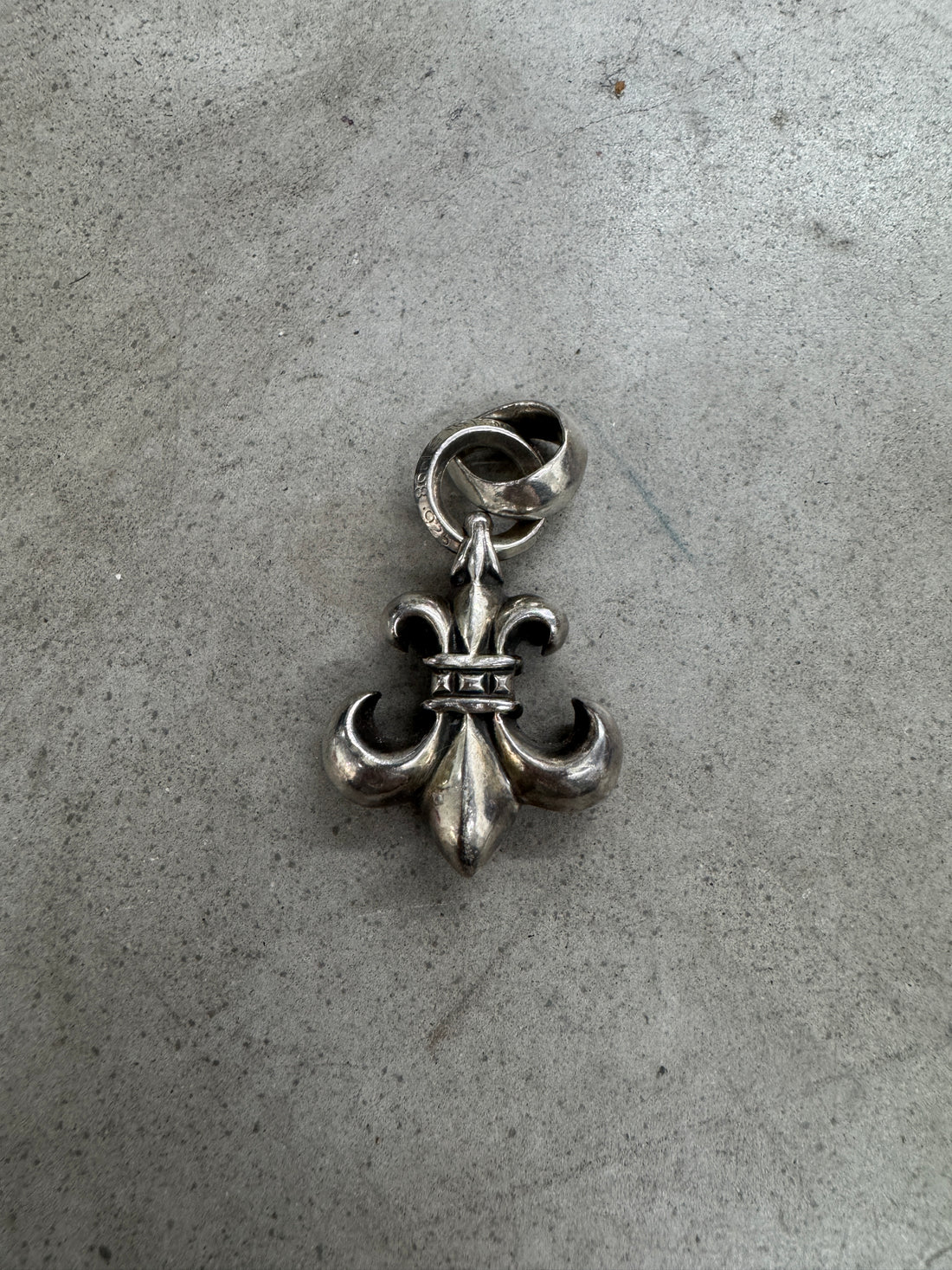 CHROME HEARTS FLEUR PENDANT