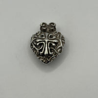 A&G FLORAL HEARTS CROSS PENDANT