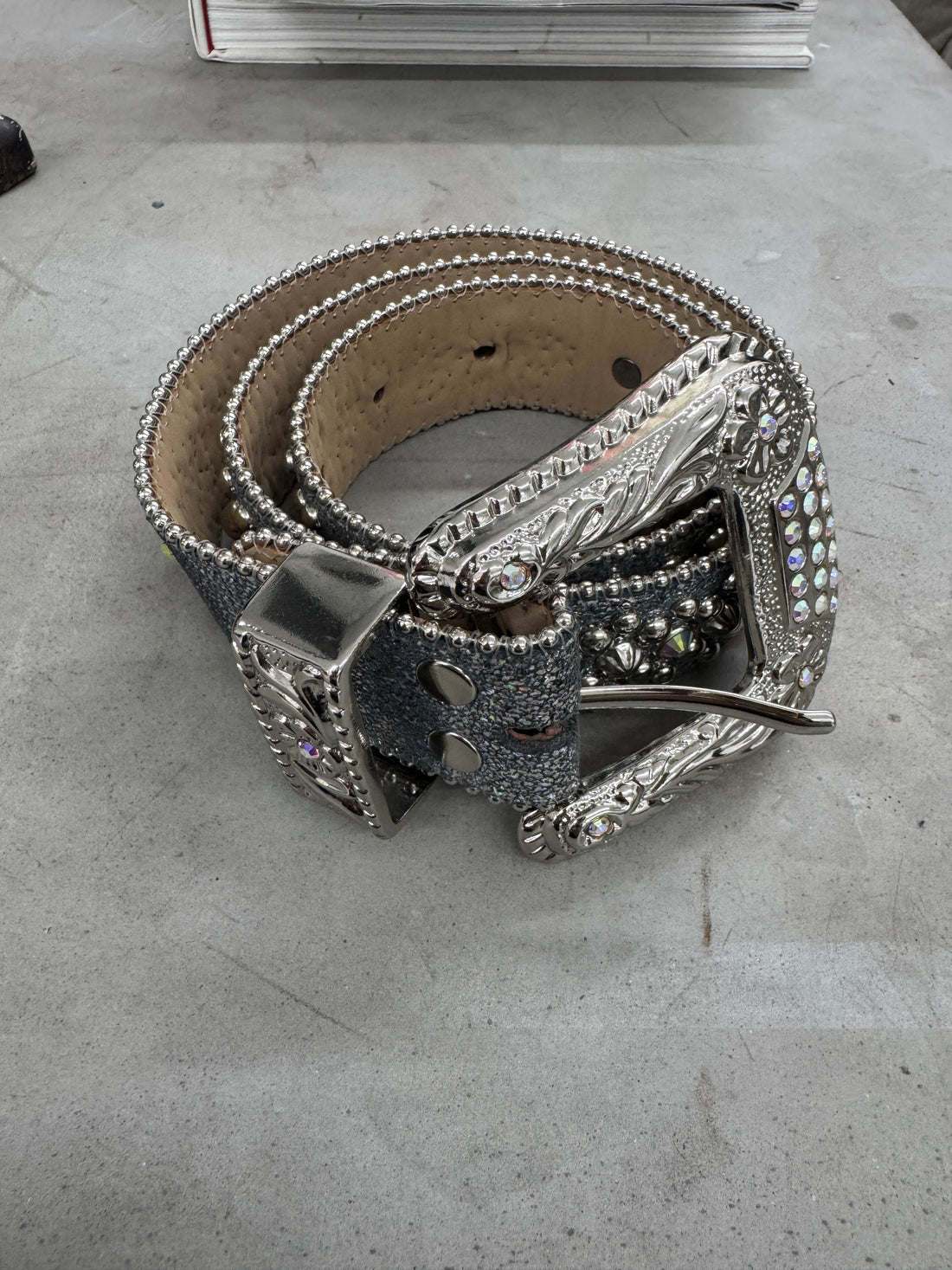 BB SIMON STUDDED BELT