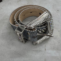 BB SIMON STUDDED BELT