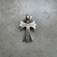 CHROME HEARTS SMALL CROSS PENDANT