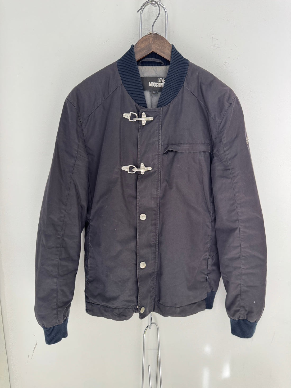 LOVE MOSCHINO FIREMAN CLASP BOMBER