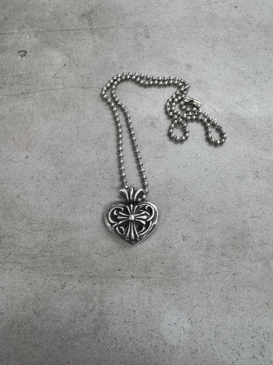 A&G VINTAGE HEART PENDANT