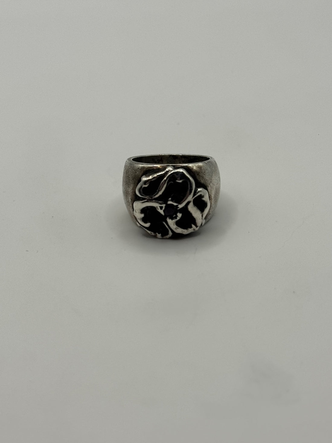 CELTIC ARTS 90S FLOWER RUBY RING
