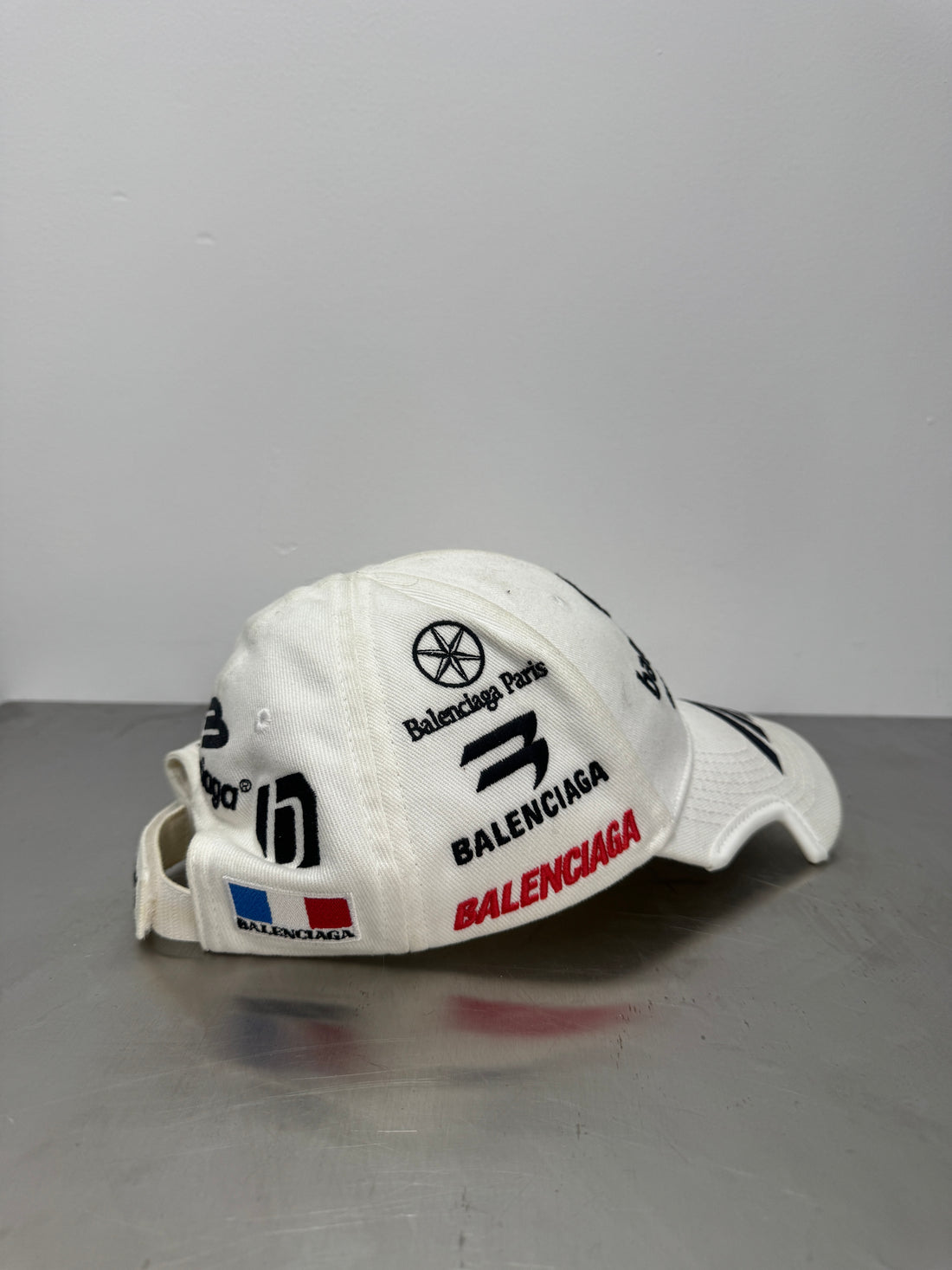 BALENCIAGA MULTI LOGO TEAM HAT