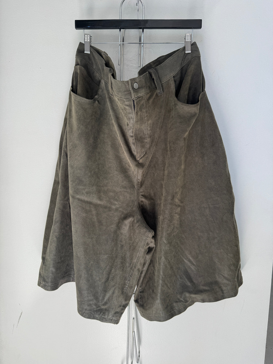 UNDS LEATHER SUEDE SHORTS