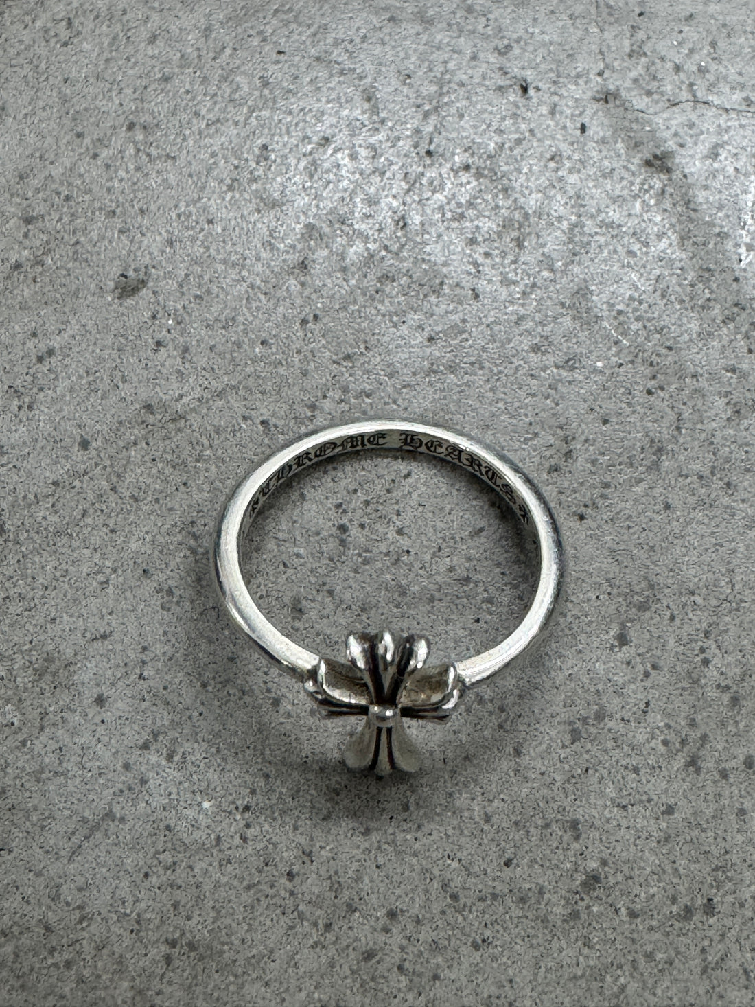 CHROME HEARTS CROSS BUBBLE GUM RING