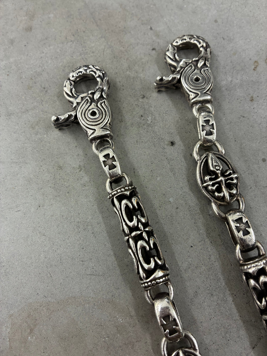 A&G ROCK VINTAGE BIG CELTIC & DAGGER WALLET CHAIN