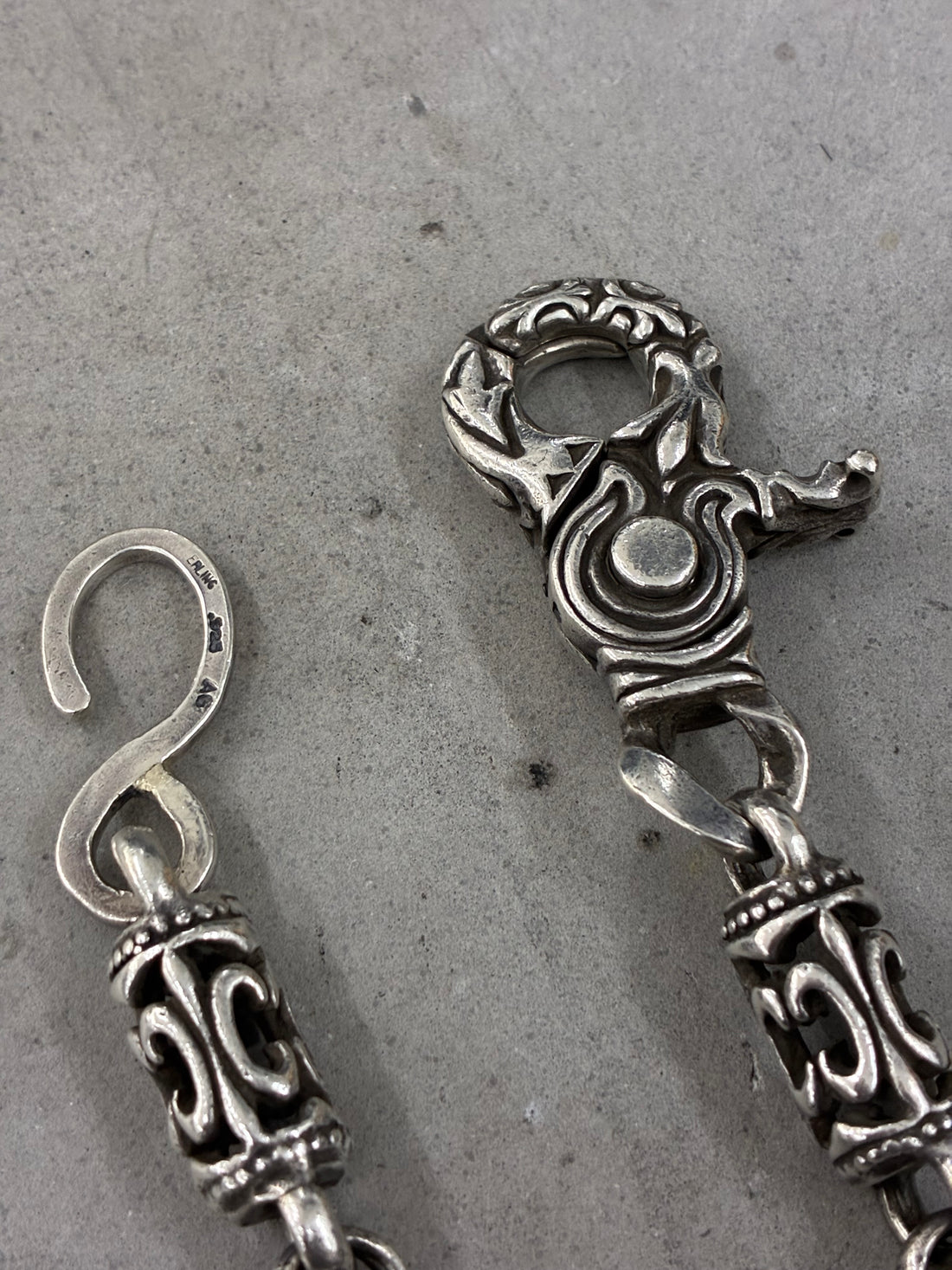 A&G ROCK 90S VINTAGE SMALL CELTIC ROLLER WALLET CHAIN 12 LINK