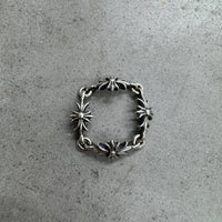 CHROME HEARTS TINY E RING