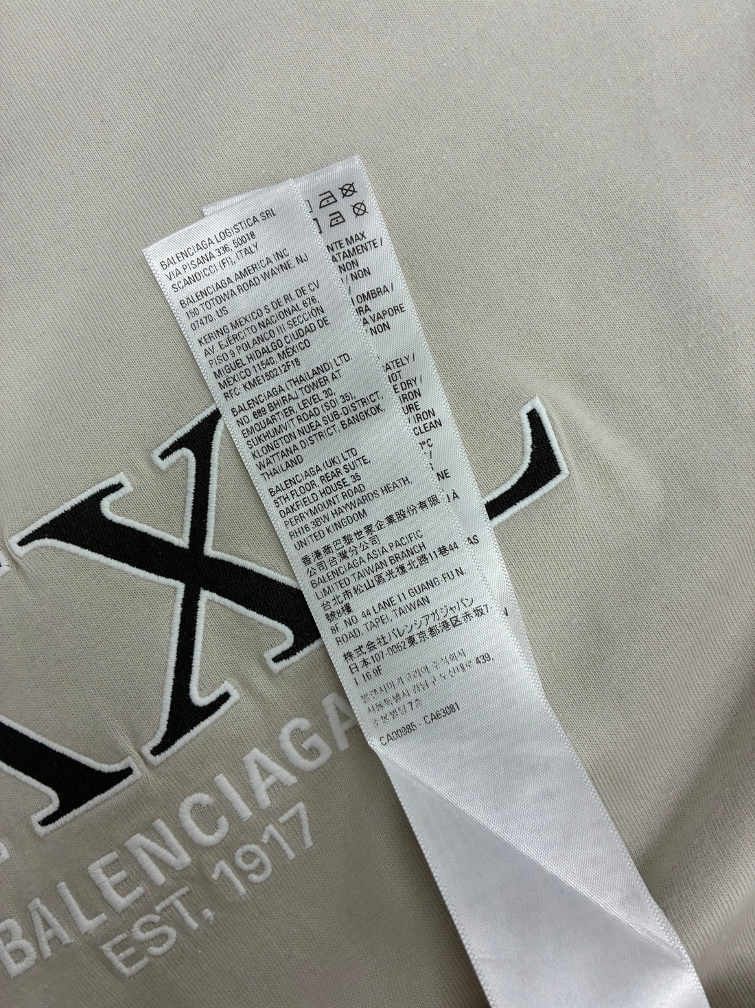 BALENCIAGA XXXL SHIRT