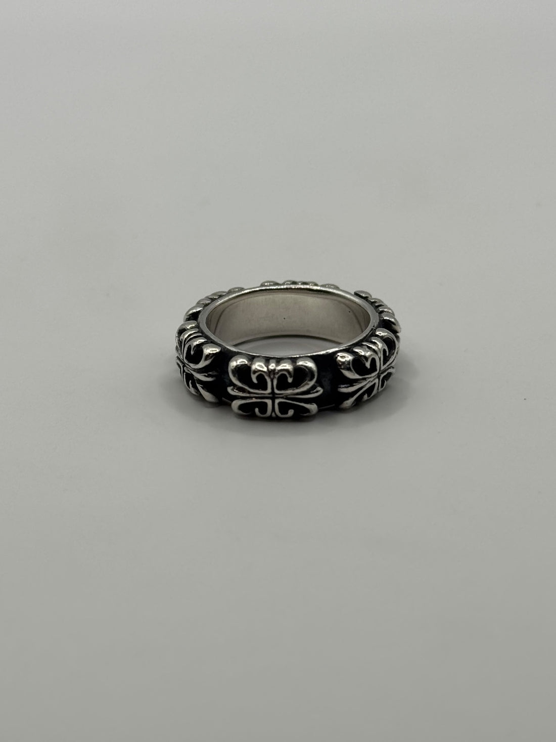 A&G ROCK FLORAL LOGO RING