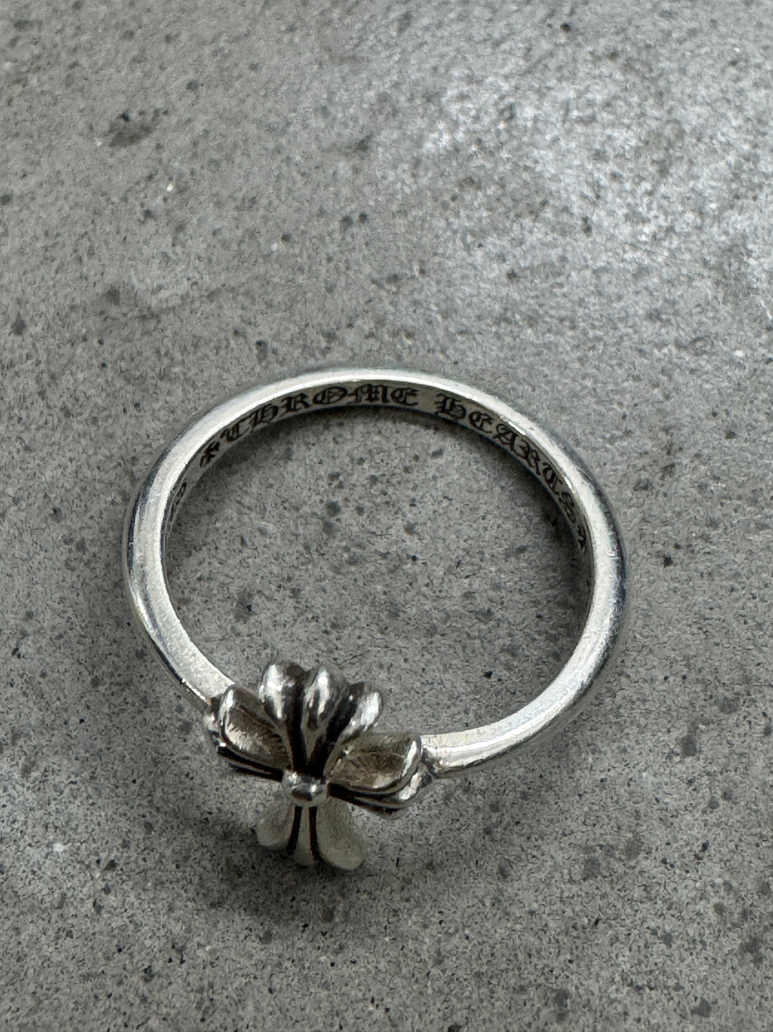 CHROME HEARTS CROSS BUBBLE GUM RING