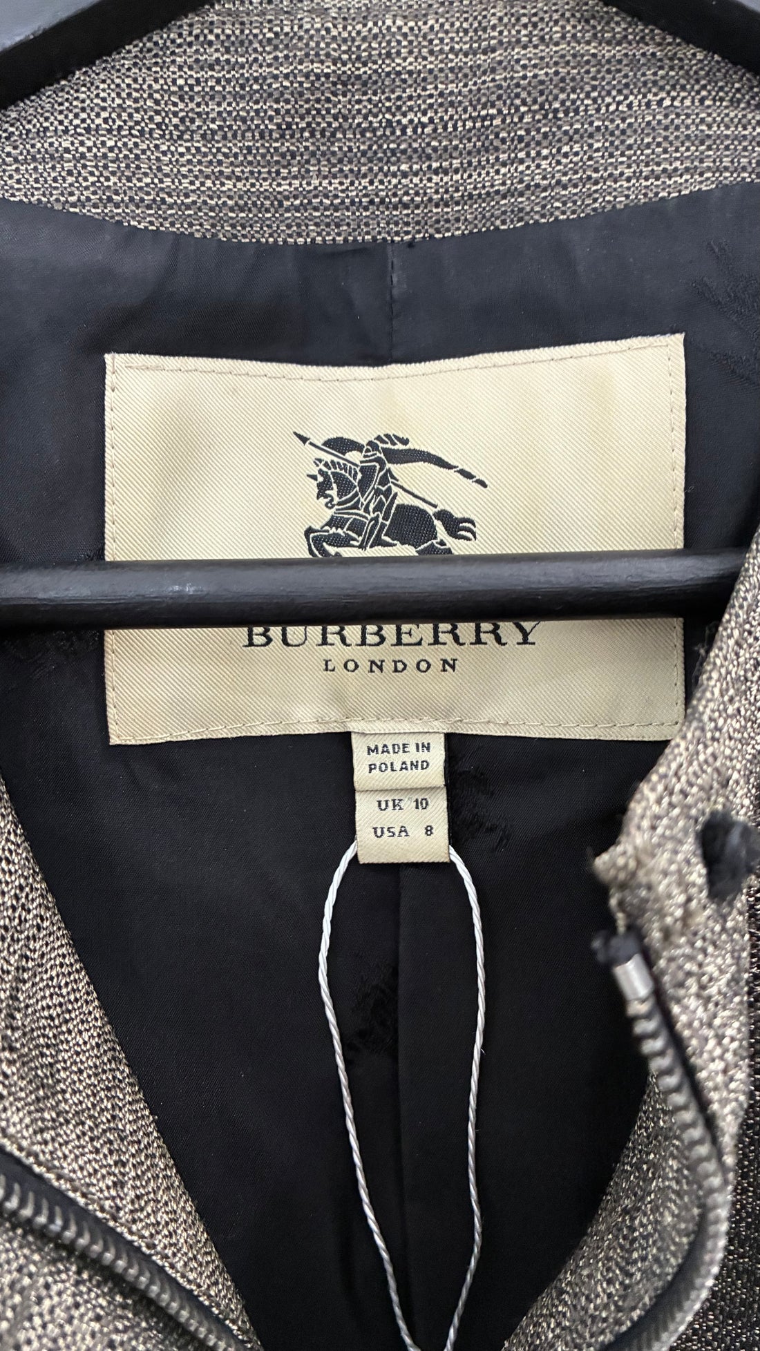 BURBERRY LONDON ROUNDNECK ZIP UP JACKET