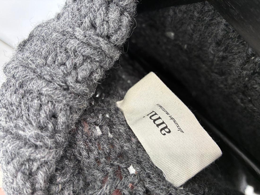 AMI TURTLE NECK WOOL SWEATER