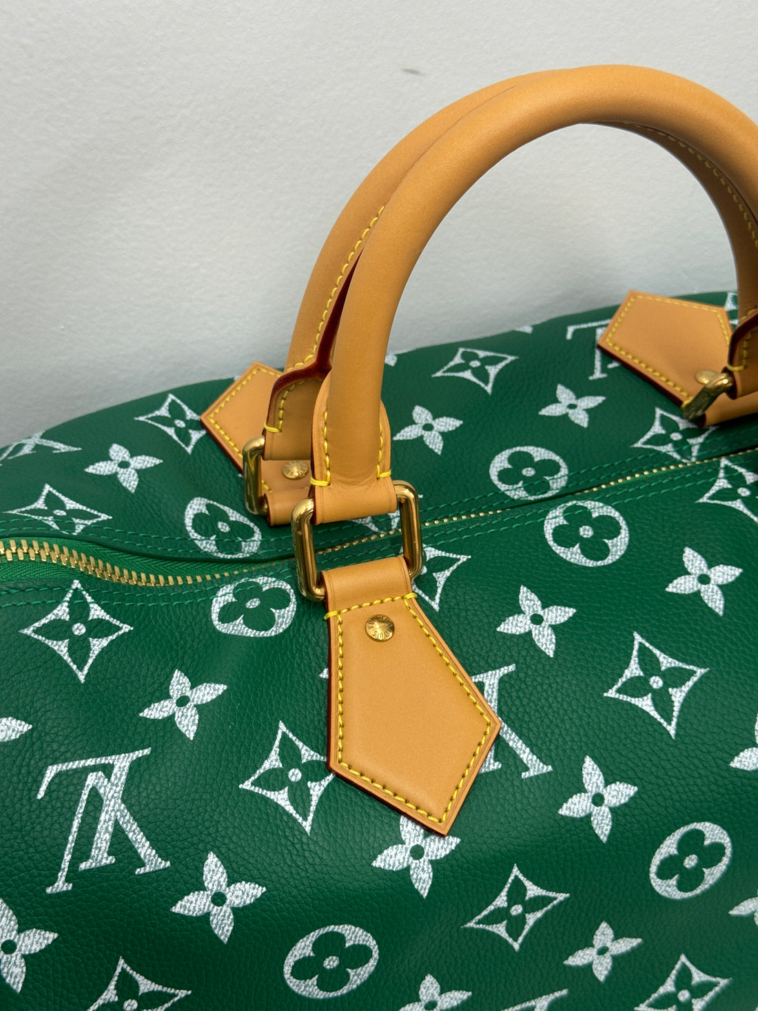 LOUIS VUITTON SPEEDY P9 BANDOULIERE 40