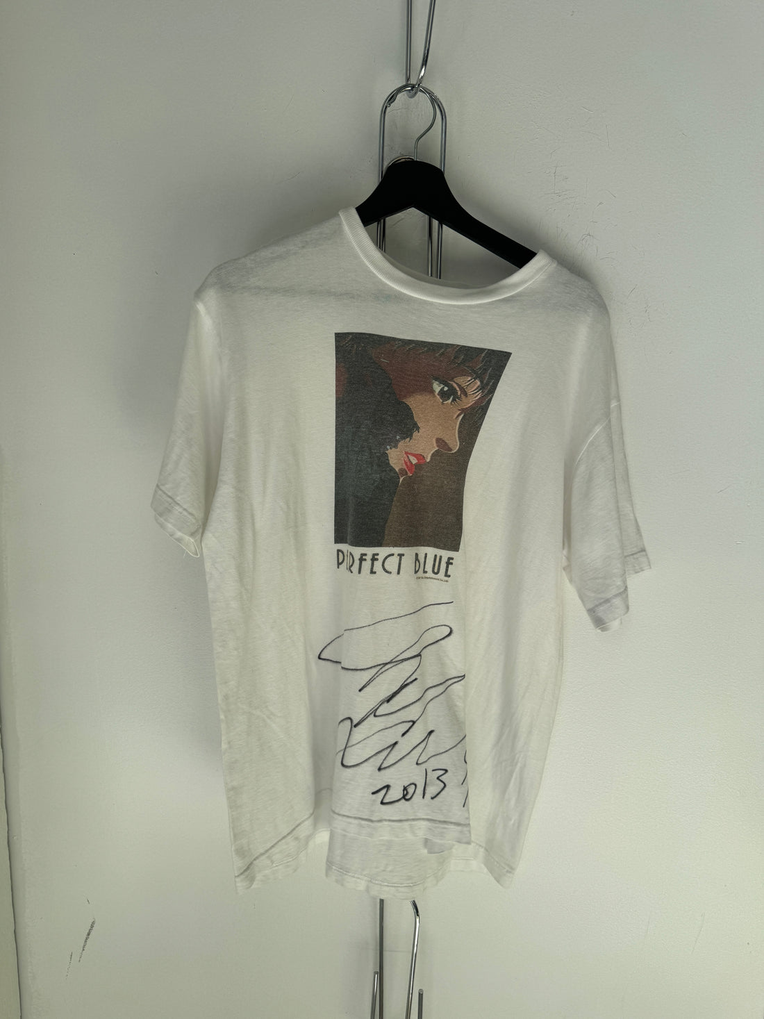 2000’S PERFECT BLUE SHIRT SIGNED BY ORIGINAL AUTHOR
