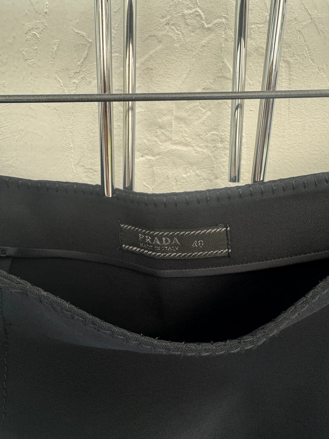 VINTAGE PRADA NAVY POLY/NYLON PENCIL SKIRT